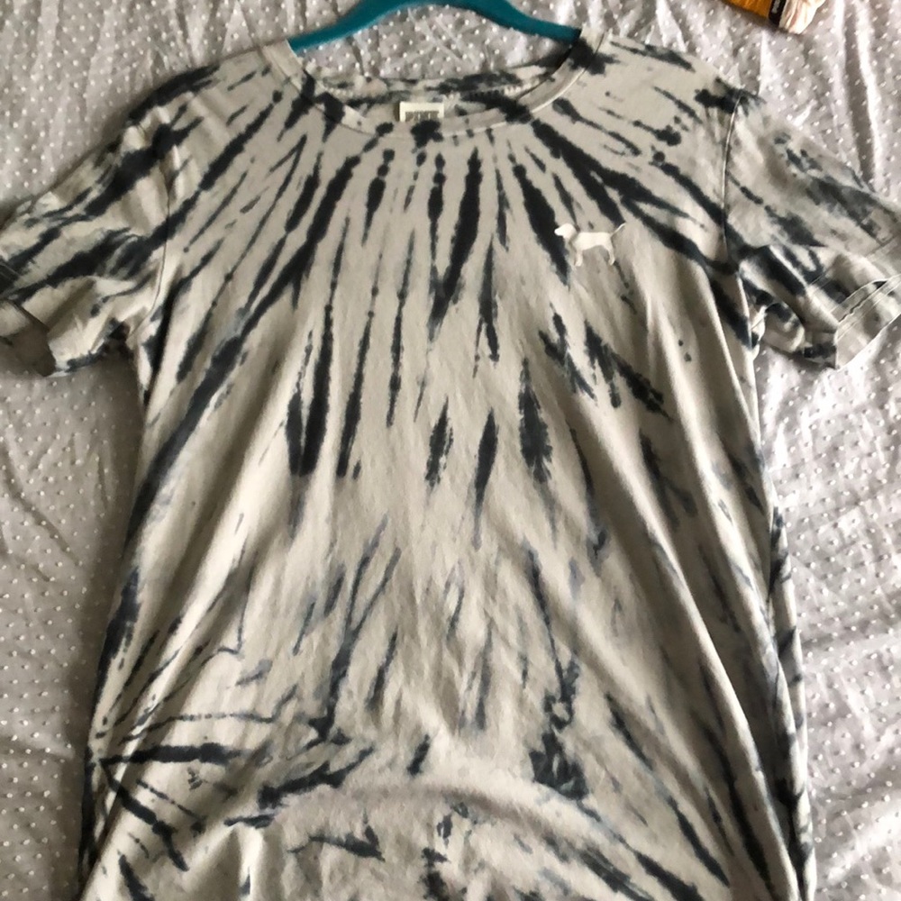 tie dye tee